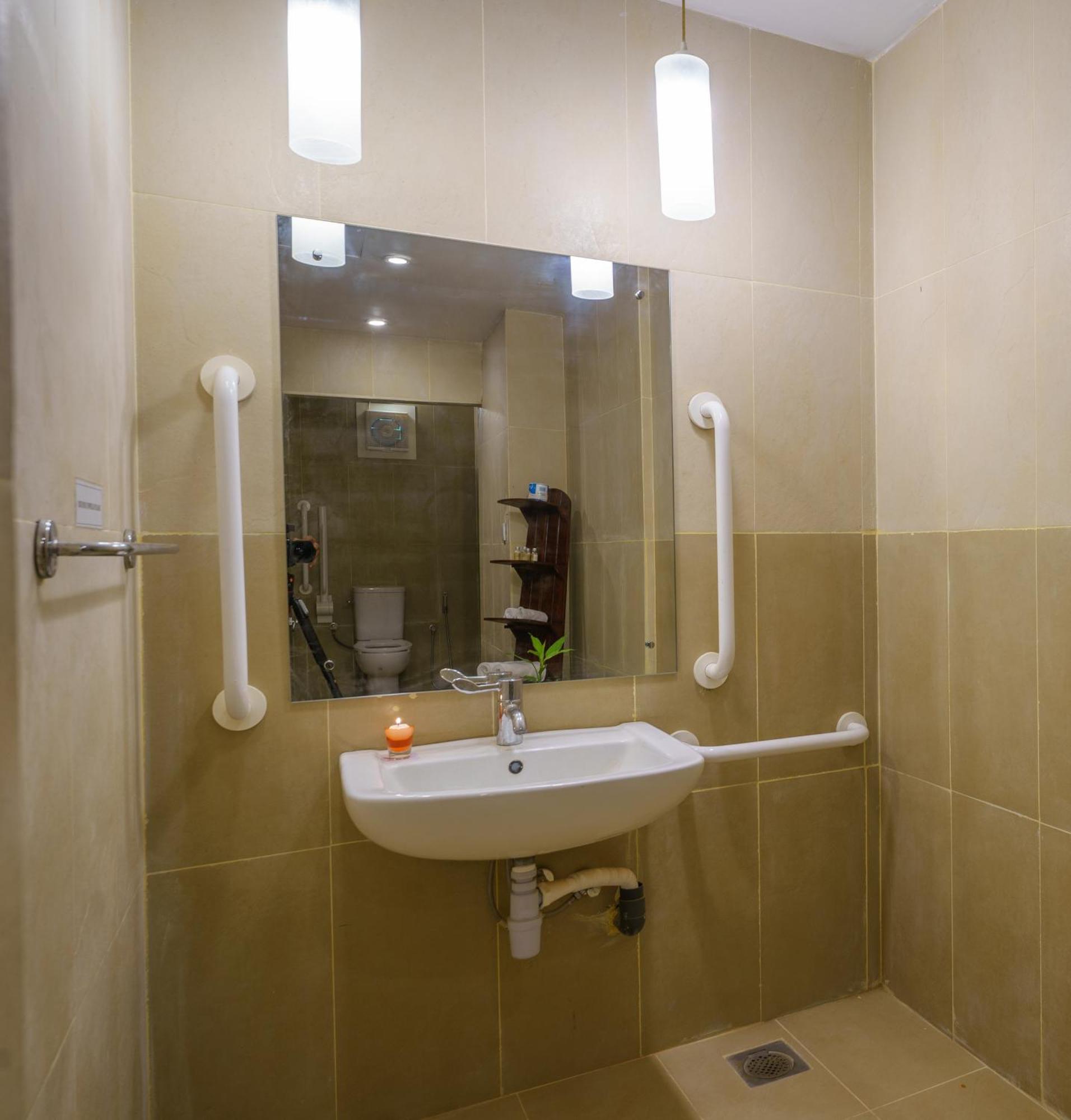 Siddhalepa Ayurveda Resort - All Meals, Ayurveda Treatment And Yoga Wadduwa Eksteriør billede